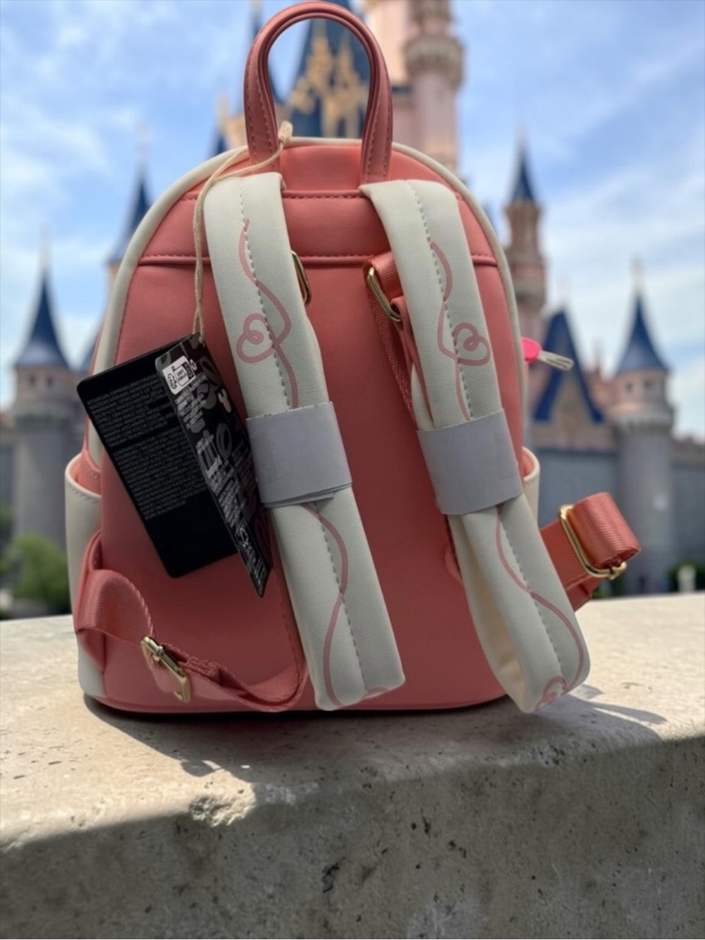 🐾 Loungefly Disney The Aristocats Kittens & Yarn Mini Backpack — NWT 🐾 - Picture 5 of 8